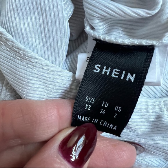 SHEIN WHITE ONE SLEEVE RIBBED BODYSUIT SIZE XS - Picture 5 of 6